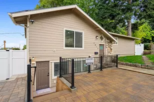 2812 NE Bryant St, Portland, OR 97211 - Photo 2