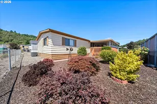 302 Shadow Ranch Ln, Roseburg, OR 97470 - Photo 26