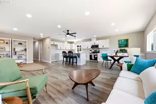 867 SW Liberty Bell Dr, Beaverton, OR 97006 - Photo 14