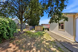 867 SW Liberty Bell Dr, Beaverton, OR 97006 - Photo 38