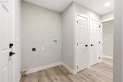 867 SW Liberty Bell Dr, Beaverton, OR 97006 - Photo 10