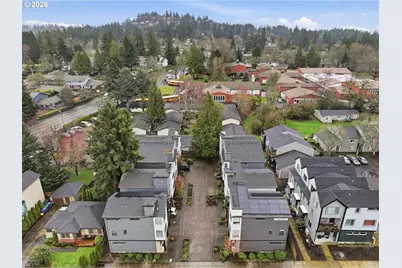 10415 SW 46th Pl #A, Portland, OR 97219 - Photo 46