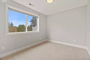 10415 SW 46th Pl, Portland, OR 97219 - Photo 28