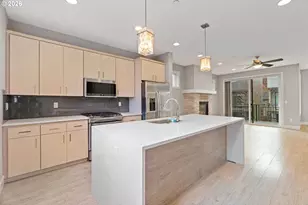 10415 SW 46th Pl, Portland, OR 97219 - Photo 14