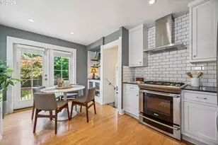 7054 N Delaware Ave, Portland, OR 97217 - Photo 8