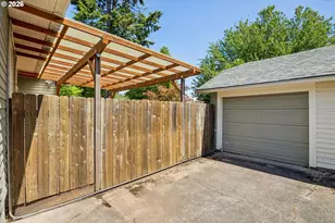 7054 N Delaware Ave, Portland, OR 97217 - Photo 34