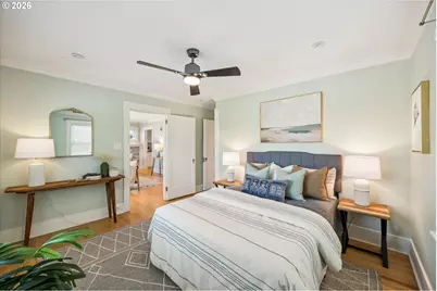 7054 N Delaware Ave, Portland, OR 97217 - Photo 18
