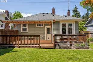 7054 N Delaware Ave, Portland, OR 97217 - Photo 28