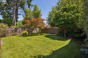 7054 N Delaware Ave, Portland, OR 97217 - Photo 32
