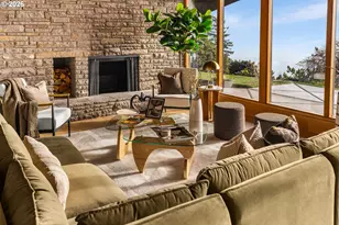 1209 SW Hessler Dr, Portland, OR 97239 - Photo 4