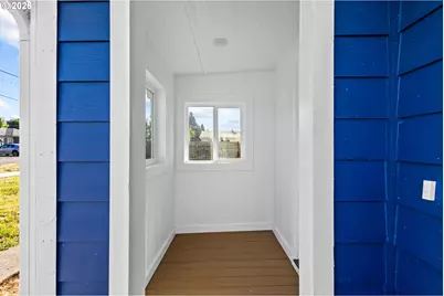 805 W Sherman St, Lebanon, OR 97355 - Photo 4