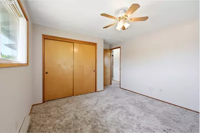 745 NE Fleming Ave #C22, Gresham, OR 97030 - Photo 16