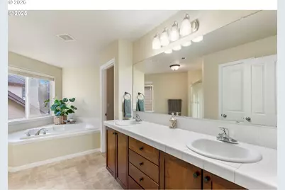 16270 SE Jasper Dr, Damascus, OR 97089 - Photo 12