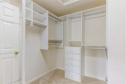 632 SE 38th Dr, Gresham, OR 97080 - Photo 22