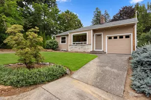 3666 NE 90th Ave, Portland, OR 97220 - Photo 2