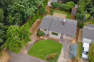 3666 NE 90th Ave, Portland, OR 97220 - Photo 4
