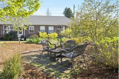 6504 N Commercial Ave #2, Portland, OR 97217 - Photo 40