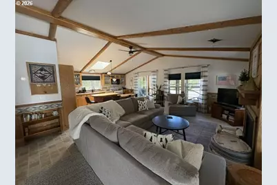 142015 Blue Sky Way, Crescent Lake, OR 97733 - Photo 8