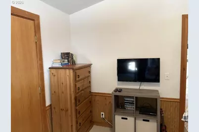 142015 Blue Sky Way, Crescent Lake, OR 97733 - Photo 22