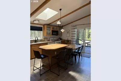 142015 Blue Sky Way, Crescent Lake, OR 97733 - Photo 14