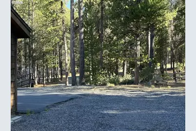 142015 Blue Sky Way, Crescent Lake, OR 97733 - Photo 32