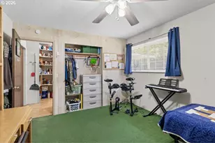 975 Fruitdale Dr, Grants Pass, OR 97527 - Photo 28