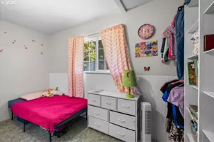 975 Fruitdale Dr, Grants Pass, OR 97527 - Photo 8