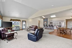111 SW Quinney Pl, Pendleton, OR 97801 - Photo 12