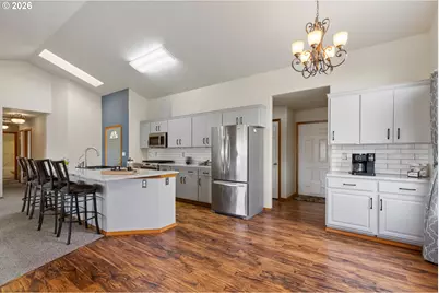 111 SW Quinney Pl, Pendleton, OR 97801 - Photo 10