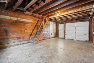 890 E 22nd Ave, Eugene, OR 97405 - Photo 20
