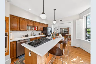 237 239 NE Graham St, Portland, OR 97212 - Photo 14