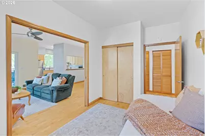 2024 SW Howards Way #405, Portland, OR 97201 - Photo 16