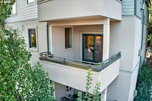 2024 SW Howards Way, Portland, OR 97201 - Photo 28