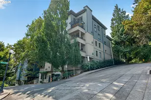 2024 SW Howards Way, Portland, OR 97201 - Photo 30