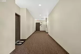 2024 SW Howards Way, Portland, OR 97201 - Photo 26