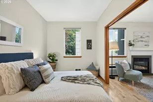 2024 SW Howards Way, Portland, OR 97201 - Photo 16