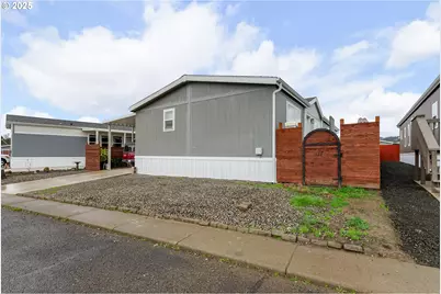 222 NW Broc Dr, Winston, OR 97496 - Photo 2