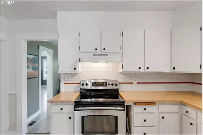 807 S Pearl St, Centralia, WA 98531 - Photo 10