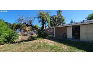 76376 River Rd, Oakridge, OR 97463 - Photo 38