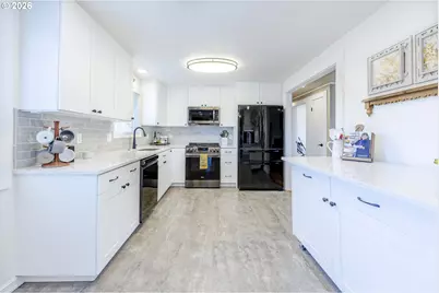 541 Durham Ave, Eugene, OR 97404 - Photo 12