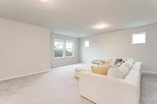 1663 NW Edgar St, McMinnville, OR 97128 - Photo 28