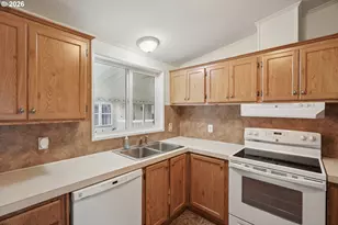 51540 Westlake Dr, Scappoose, OR 97056 - Photo 18