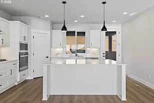 12159 SW Autumnview St, Tigard, OR 97224 - Photo 12