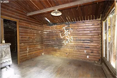 9020 Elk Creek Rd, Trail, OR 97541 - Photo 26