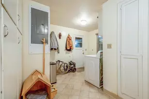 190 Hunsaker Ln, Eugene, OR 97404 - Photo 16