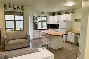 37071 Dubarko Rd, Sandy, OR 97055 - Photo 2