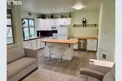 37071 Dubarko Rd #8, Sandy, OR 97055 - Photo 2