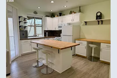 37071 Dubarko Rd #8, Sandy, OR 97055 - Photo 4