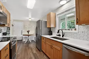 242 NW Ione St, Dundee, OR 97115 - Photo 16