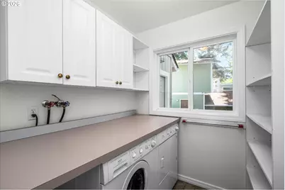 2331 Todd St, Eugene, OR 97405 - Photo 14